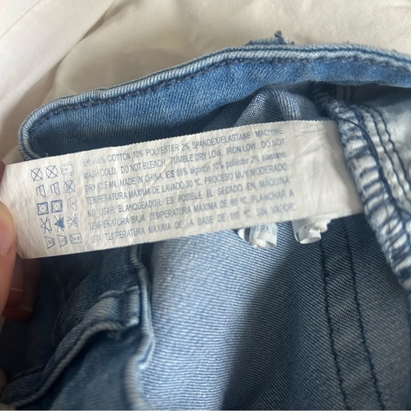 Forever 21 Blue Mini Shorts Size  25 - Picture 5 of 6